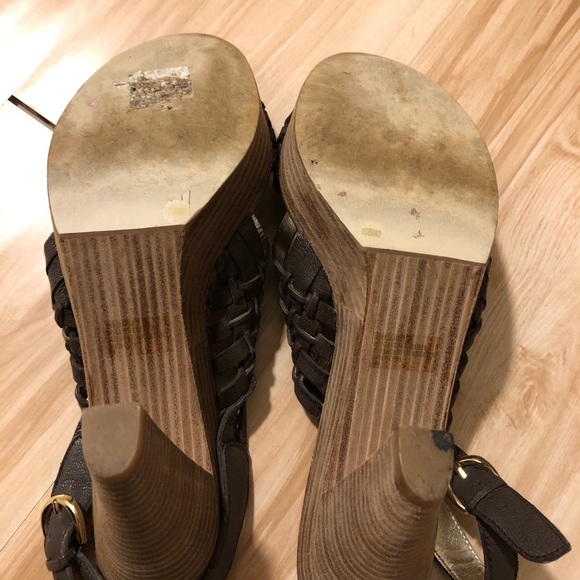 Banana Republic Sandals - Picture 5 of 5